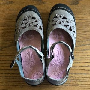 JBU shoes size 8 in good used condition